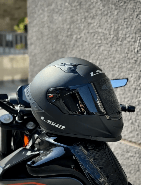 Casco LS2 816 Cosmos Solid Negro / Mate
